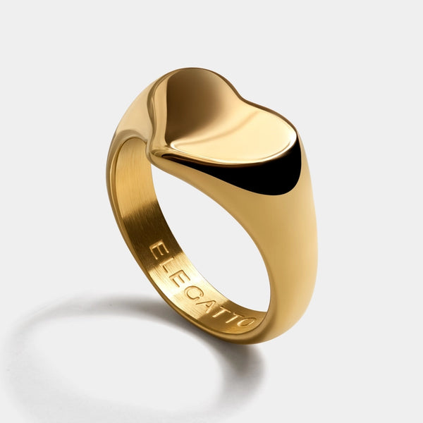 Amore Heart Gold Ring - The Store at Mia - Minneapolis Institute